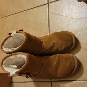 Koolaburra by Ugg boots for girls